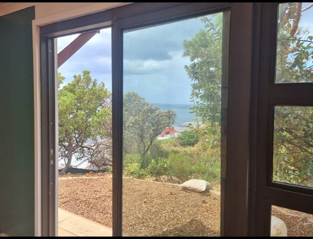 Cottage Between Mountain and the Sea